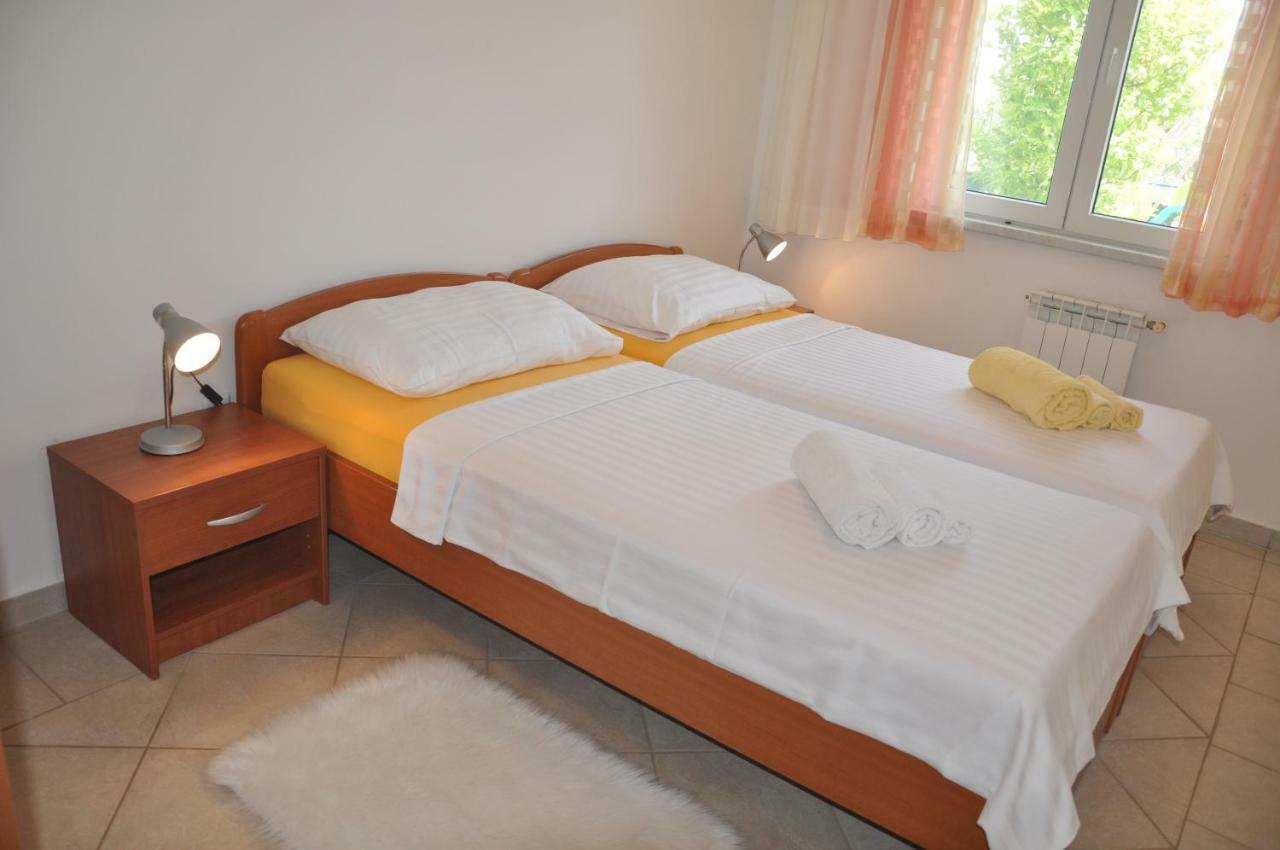 Apartments Rosa Umag Exteriör bild