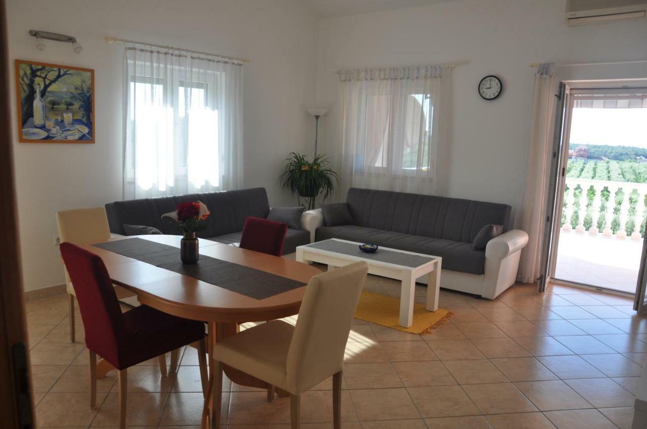 Apartments Rosa Umag Exteriör bild