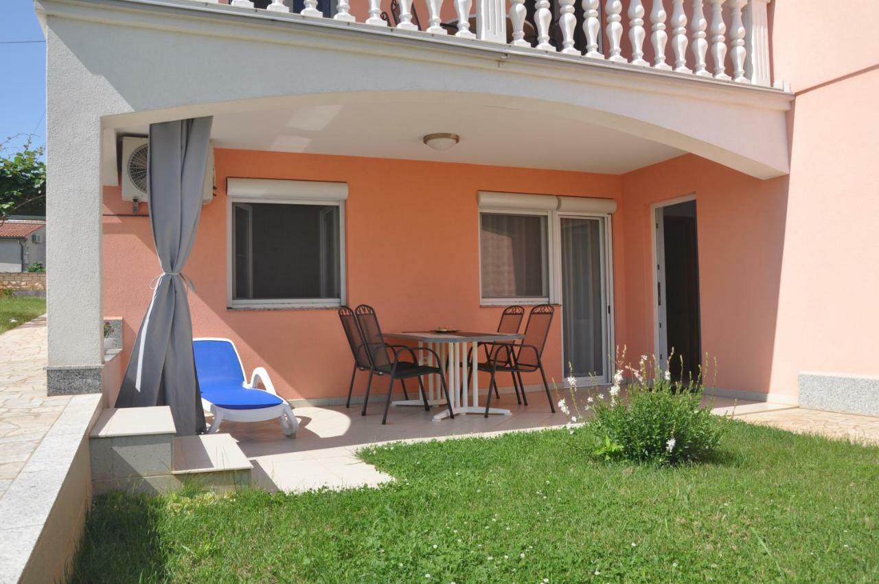 Apartments Rosa Umag Exteriör bild